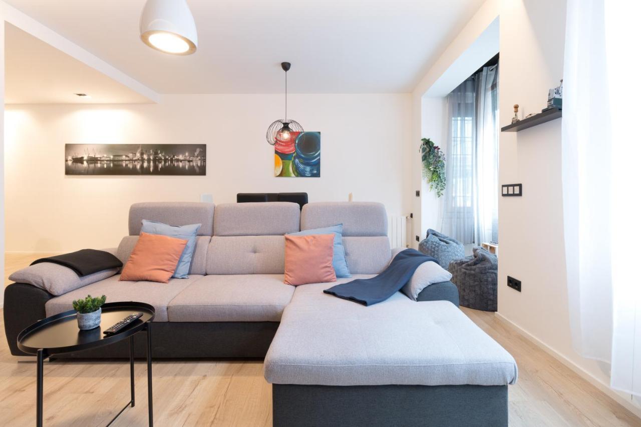 Moyua Luxe By Staynnapartments Bilbao Exterior foto